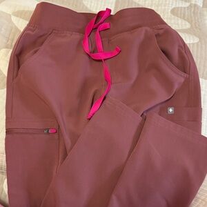 Figs Mauve Yola scrub pants